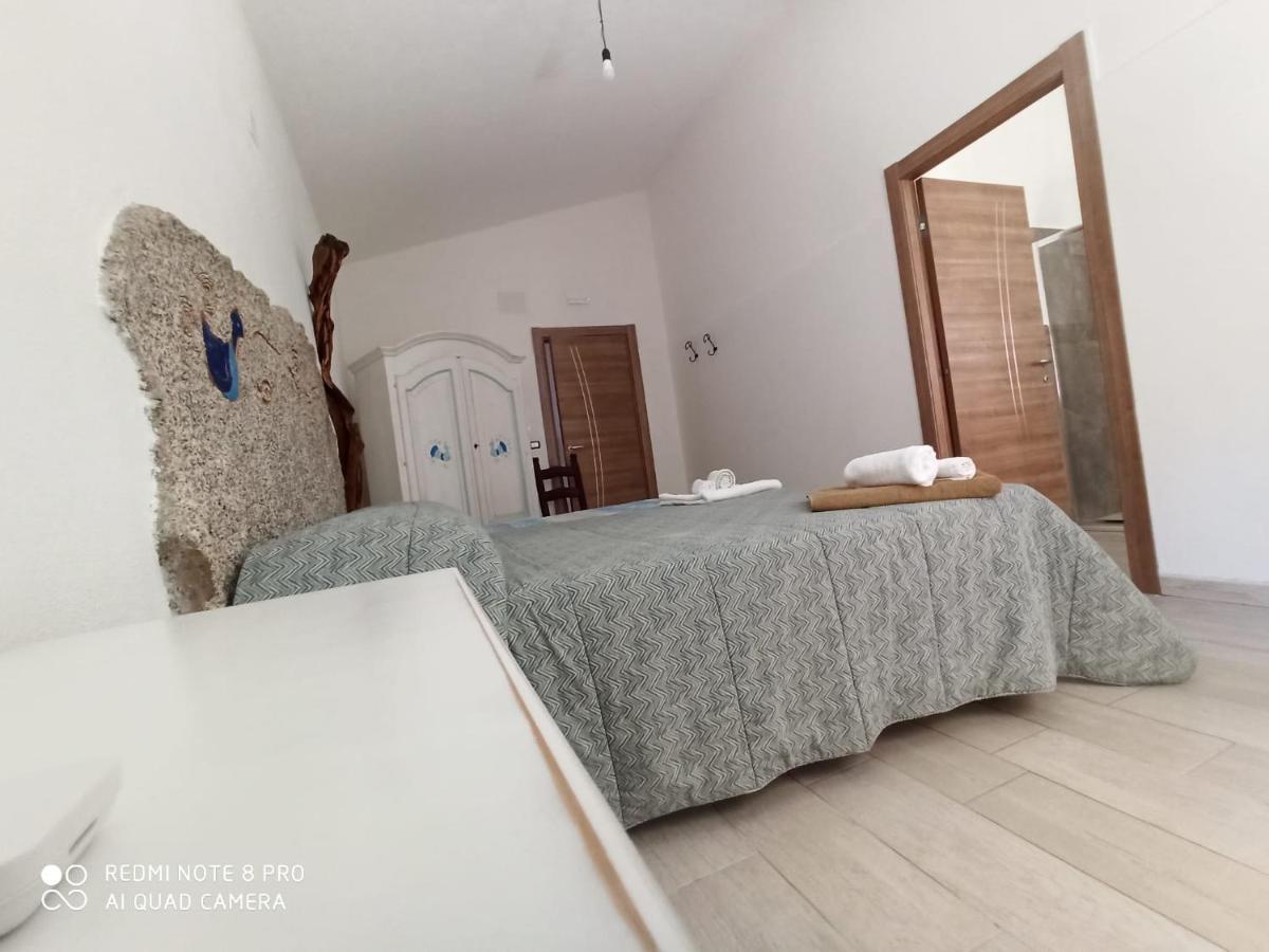 Bed And Breakfast Murales オルゴーゾロ エクステリア 写真